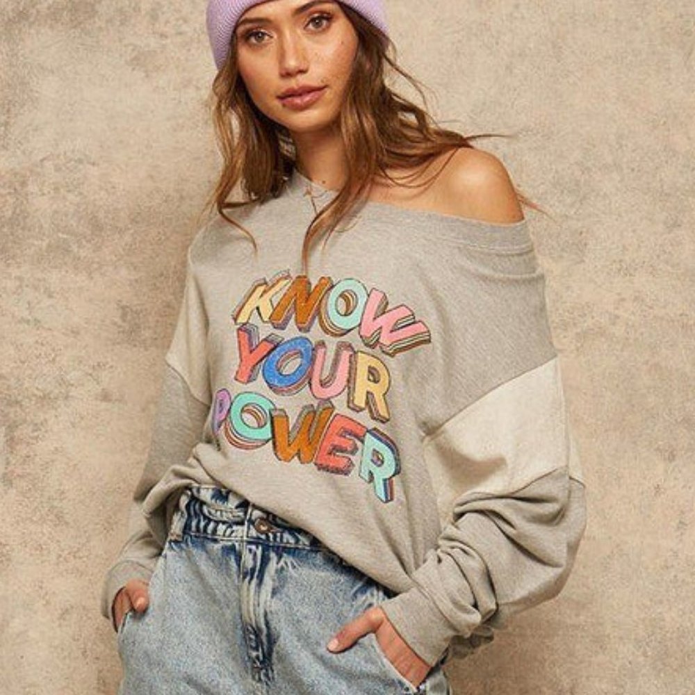 Women's Heather Grey French Terry Knit Dropped Shoulder Graphic Sweatshirt NWT